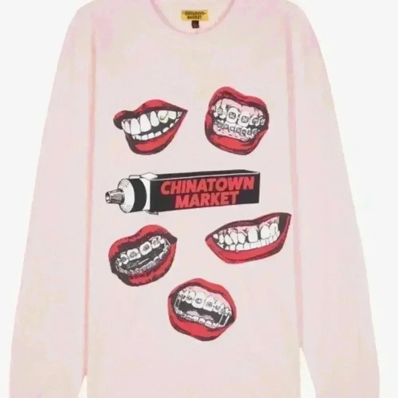 CHINATOWN MARKET NWT MOUTH LONG-SLEEVE TEE - Picture 2 of 14